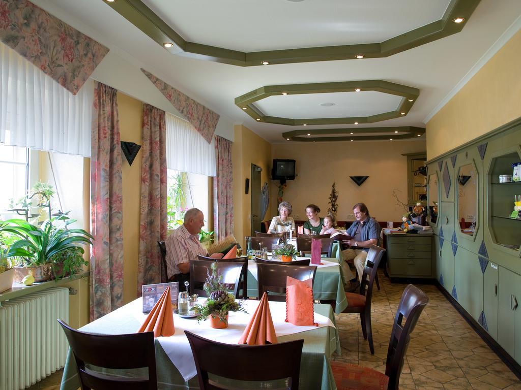 Gasthaus-Pension Islekhoehe Gansen Krautscheid Extérieur photo